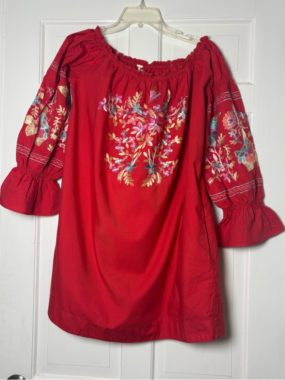 Free People Embroidered Red Peasant Top with Floral Detail Women’s L